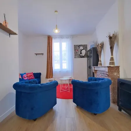 Montreal - 5 Bedrooms - Air Conditioning