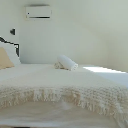 Апартаменты Montreal - 5 Bedrooms - Air Conditioning