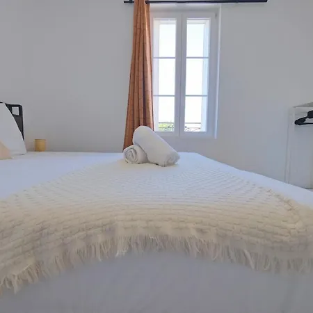 Montreal - 5 Bedrooms - Air Conditioning Апартаменты Реймс