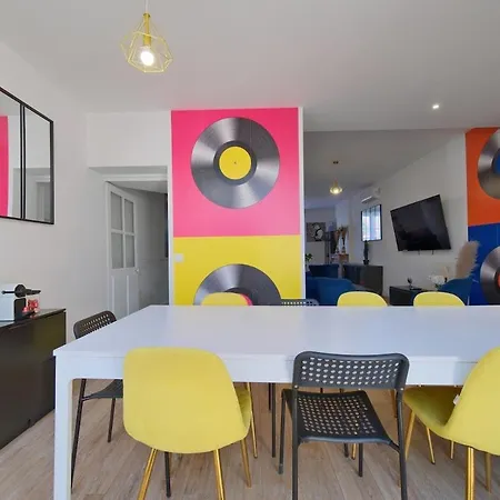 Montreal - 5 Bedrooms - Air Conditioning Апартаменты