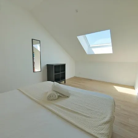 Montreal - 5 Bedrooms - Air Conditioning Апартаменты *