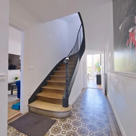 Montreal - 5 Bedrooms - Air Conditioning Apartamento Reims